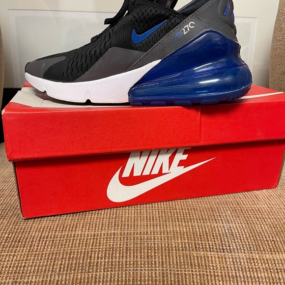 Nike 270s excellent condition - Picture 2 of 4